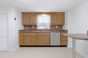 43 Brewster Rd, Medford, MA 02155 - Photo 8