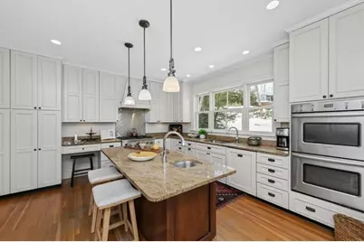 19 Chestnut Ter, Newton, MA 02459 - Photo 10