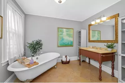 19 Chestnut Ter, Newton, MA 02459 - Photo 20