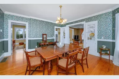 19 Chestnut Ter, Newton, MA 02459 - Photo 8