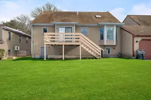 296 Island St, Stoughton, MA 02072 - Photo 24