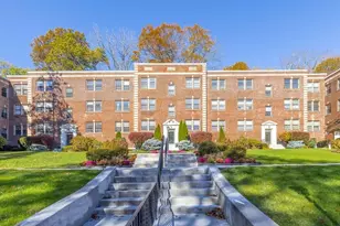 1490 Beacon St, Brookline, MA 02446 - Photo 14