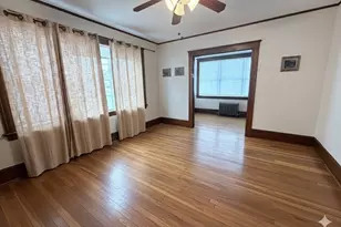 875 Fellsway, Medford, MA 02155 - Photo 2