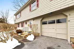 11 Ludlow Ave, Wakefield, MA 01880 - Photo 4