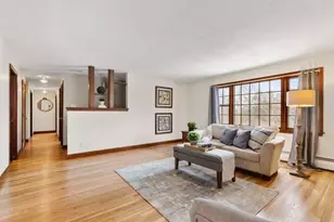 11 Ludlow Ave, Wakefield, MA 01880 - Photo 8