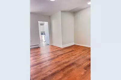 121 Newton St #1, Holyoke, MA 01040 - Photo 2