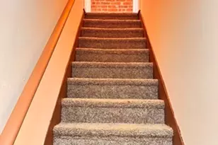 121 Newton St, Holyoke, MA 01040 - Photo 16