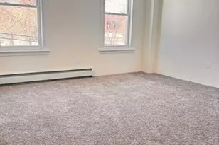 121 Newton St, Holyoke, MA 01040 - Photo 24