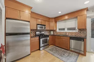 1155 Dickinson St, Springfield, MA 01108 - Photo 2