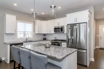 839 Ledgewood Way #839, Clinton, MA 01510 - Photo 4