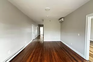 5 Hampshire St, Holyoke, MA 01040 - Photo 6