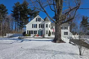 223 Central St, Hudson, MA 01749 - Photo 1