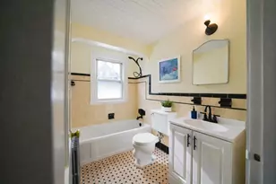 14 Paul Revere Rd, Arlington, MA 02476 - Photo 8