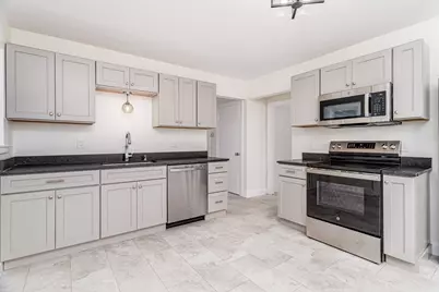 14 Viscoloid Avenue, Leominster, MA 01453 - Photo 10