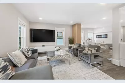 13 Leyden St, Medford, MA 02155 - Photo 4