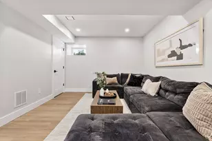 122 Woodruff Ave, Medford, MA 02155 - Photo 24