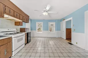 28 Linden Pl, Dedham, MA 02026 - Photo 18