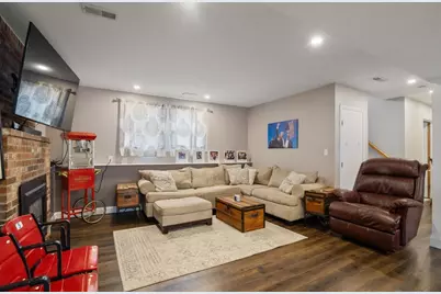 44 Pearl St, Woburn, MA 01801 - Photo 14