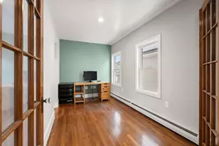 28 Port Norfolk St, Boston, MA 02122 - Photo 20