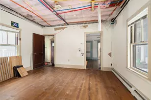 28 Port Norfolk St, Boston, MA 02122 - Photo 10