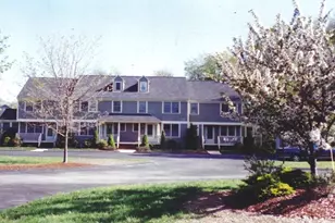 7 Fieldstone Dr, Upton, MA 01568 - Photo 4