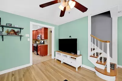 23 Fairway Dr, Springfield, MA 01108 - Photo 4