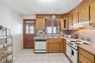 163 Moreland St, Worcester, MA 01609 - Photo 12