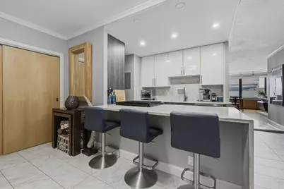 65 E India Row #7C, Boston, MA 02110 - Photo 10