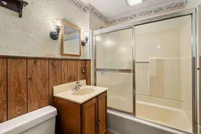 16 Amherst St, Grafton, MA 01536 - Photo 12