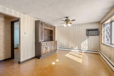 16 Amherst St, Grafton, MA 01536 - Photo 8