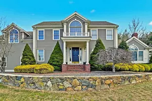 51 Farmside Dr, Pembroke, MA 02359 - Photo 2