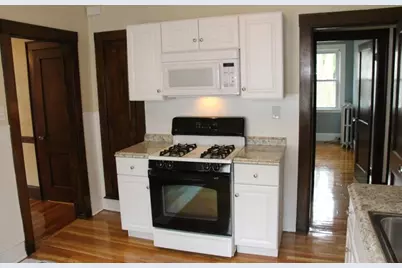 51 Moulton Rd #1, Arlington, MA 02476 - Photo 6