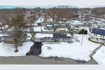 145 Mount Hope Rd, Somerset, MA 02726 - Photo 2