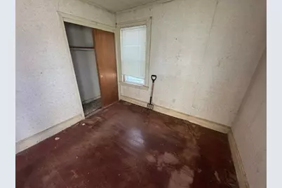 164 Narragansett St, Fall River, MA 02720 - Photo 8