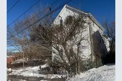 164 Narragansett St, Fall River, MA 02720 - Photo 2