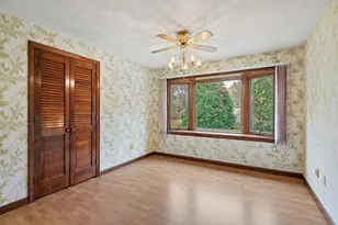 8 Hunter Cir, Shrewsbury, MA 01545 - Photo 10