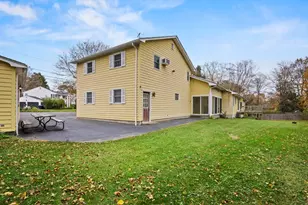 8 Hunter Cir, Shrewsbury, MA 01545 - Photo 40