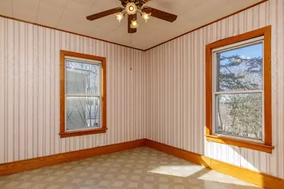 158 Oak Street, Gardner, MA 01440 - Photo 10