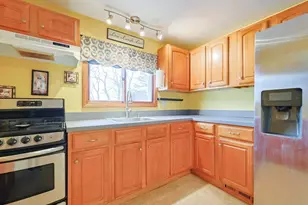 20 Litchfield Ave, Norfolk, MA 02056 - Photo 6