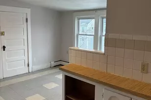 1384 Gorham St, Lowell, MA 01852 - Photo 6