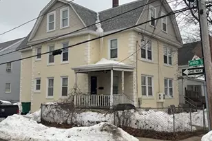 1384 Gorham St, Lowell, MA 01852 - Photo 16