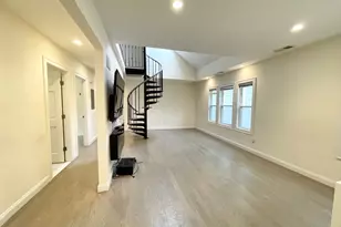 21 Iroquois, Boston, MA 02120 - Photo 8