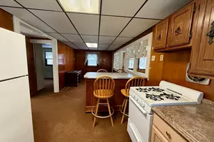 28 N Beach Ave, Bourne, MA 02532 - Photo 10