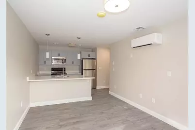 882 Massachusetts Ave #3F, Arlington, MA 02452 - Photo 4