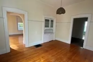 84 Walker St, Newton, MA 02460 - Photo 2