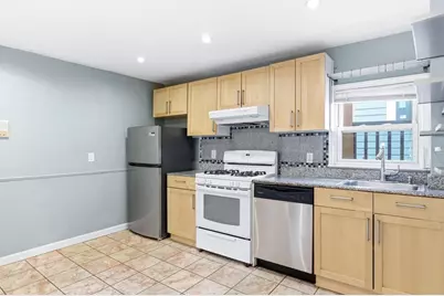 289 Elm St #3, Cambridge, MA 02139 - Photo 2