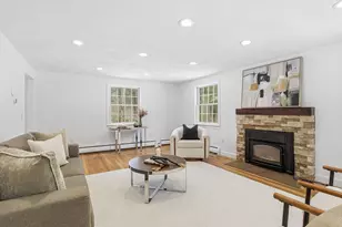 84 Craigie Cir, Carlisle, MA 01741 - Photo 4