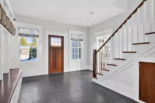 10 Franklin St, Dartmouth, MA 02748 - Photo 2