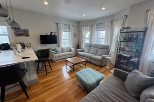 9 Harding St, Cambridge, MA 02141 - Photo 4