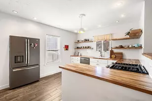11 Hamilton St, Boston, MA 02125 - Photo 4